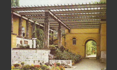 Große Laube, Sanssouci<br/>
Quelle: Sanssouci, 1985