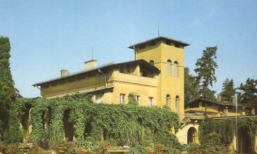 Gesamtansicht Große Laube<br/>
Quelle: Sanssouci, 1985