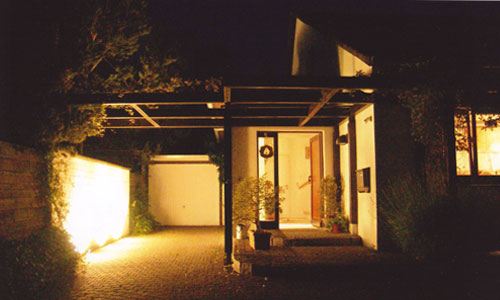 Eingang mit Pergola